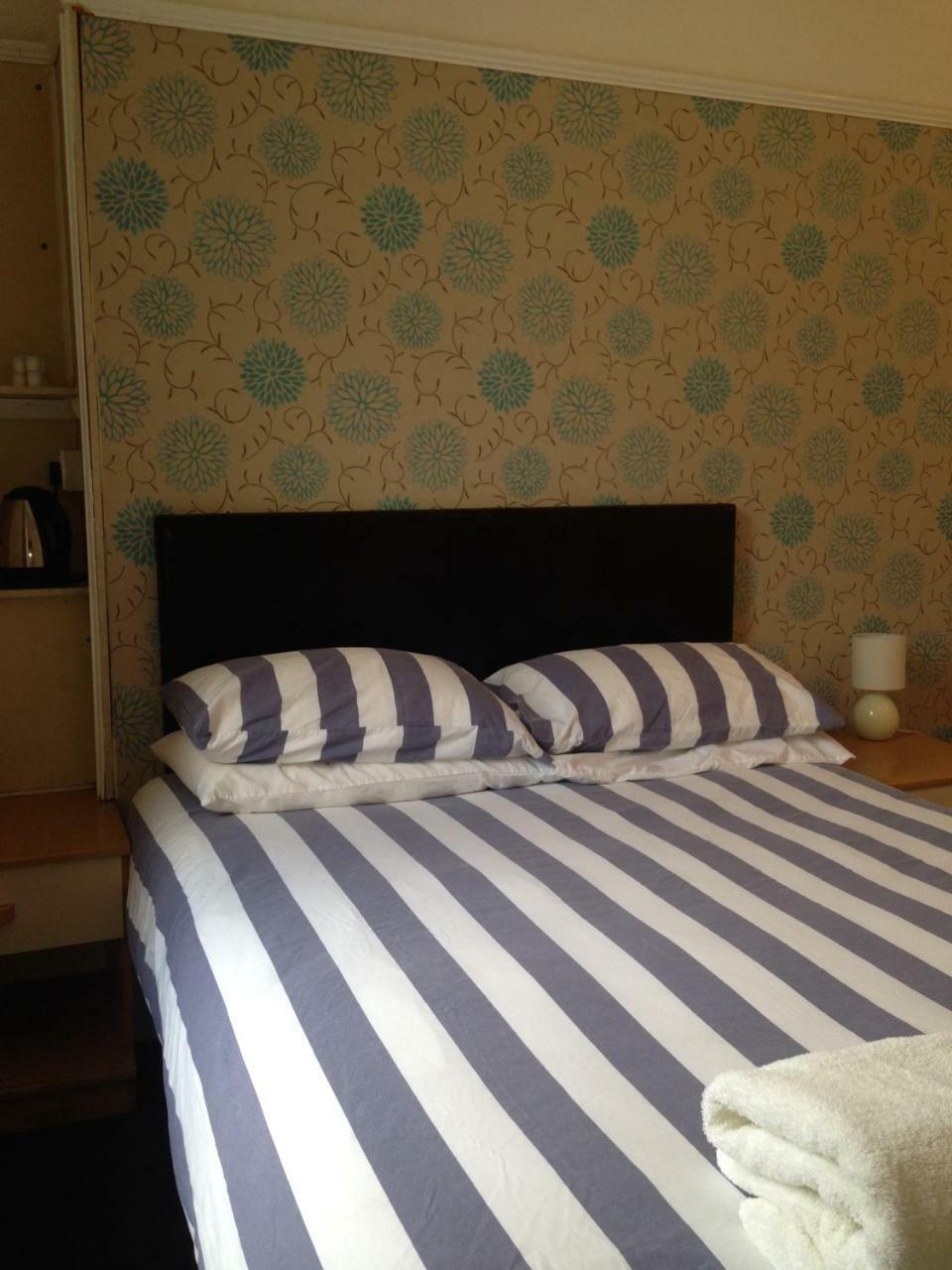 Lifestyle Hotel - Russell Square Brighton Стая снимка