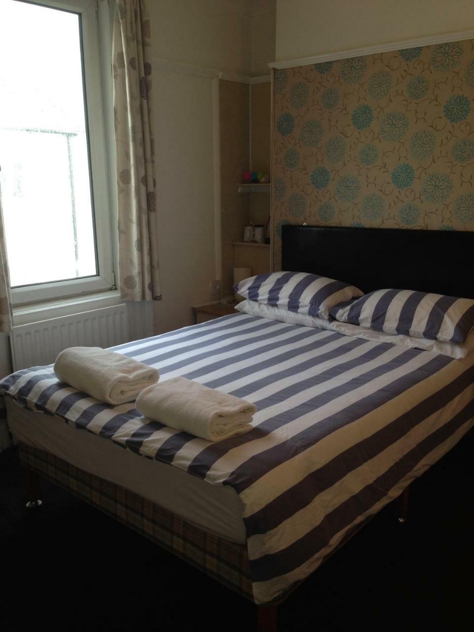 Lifestyle Hotel - Russell Square Brighton Стая снимка