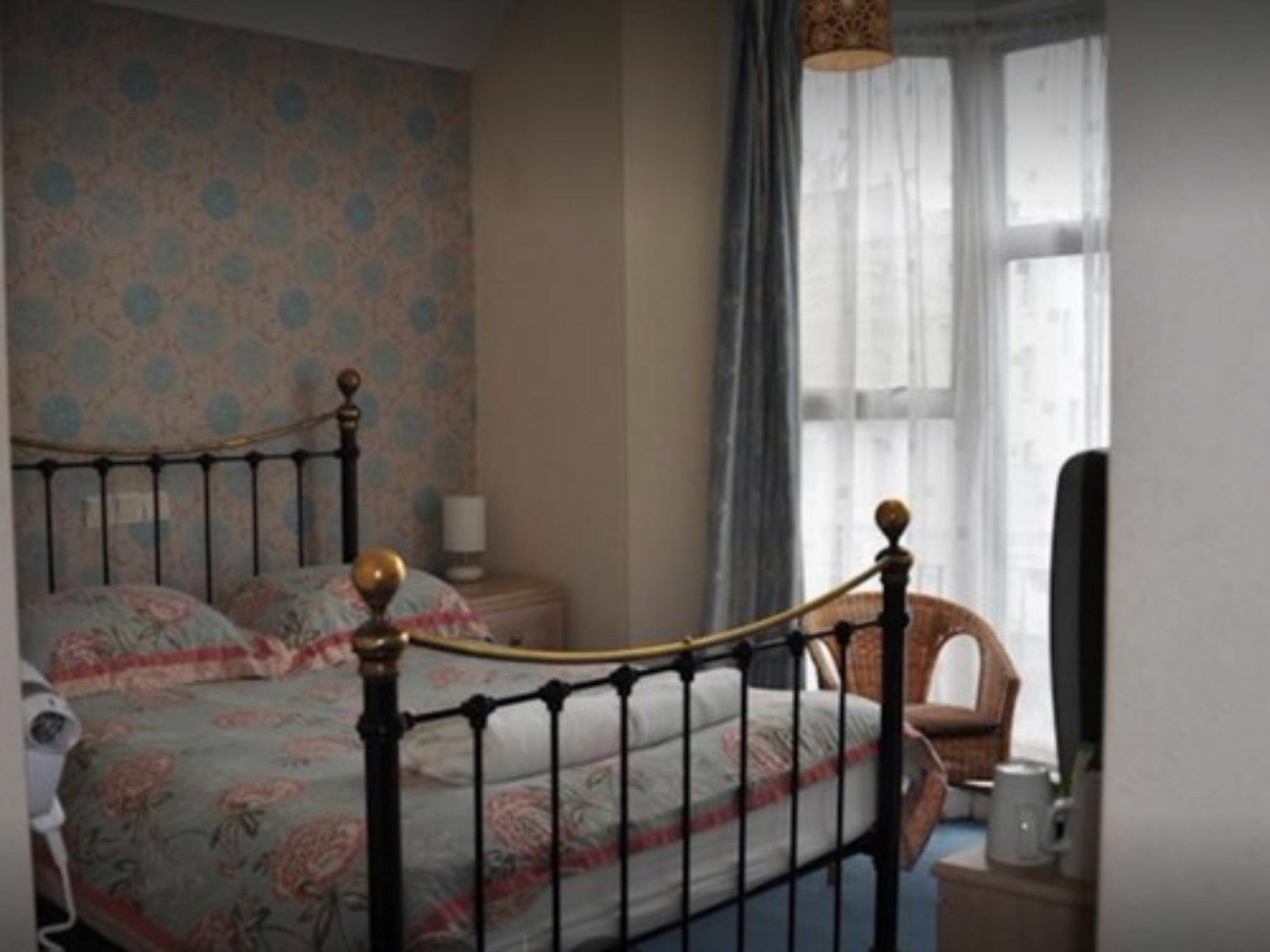 Lifestyle Hotel - Russell Square Brighton Екстериор снимка